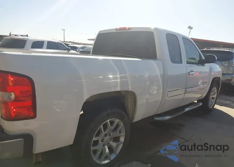 2010 Chevrolet Silverado 1500 Lt z USA, uszkodzony, nr VIN 1GCSCSE05AZ187687